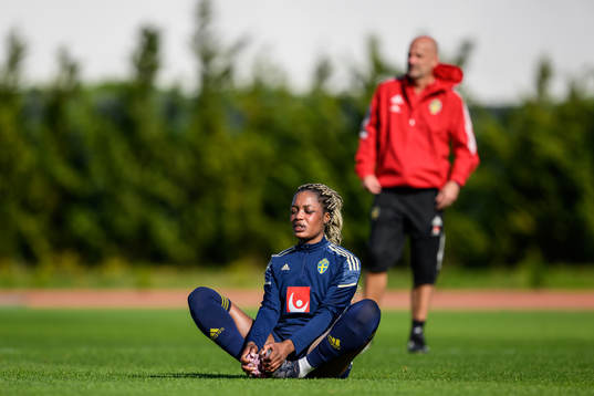 Evelyn Ijeh of the Swedish women's national football team
