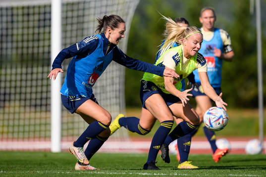 Felicia Rogic and Stina Lennartsson of the Swedish women's