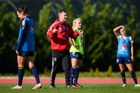 head coach Peter Gerhardsson of the Swedish women's