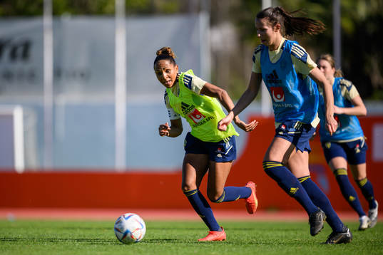 Madelen Janogy and Nellie Karlsson of the Swedish women's