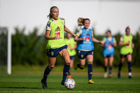 Stina Lennartsson of the Swedish women's national football