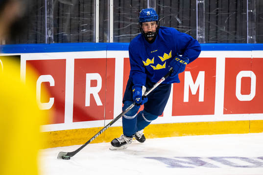 Tilde Utbult of Sweden at a practice session