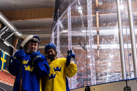 Hilda Svensson and Emma Rehn of Sweden at a practice session