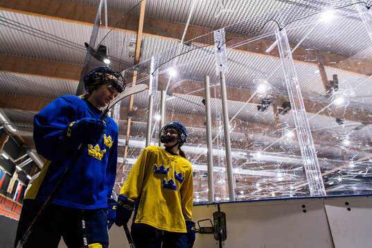 Hilda Svensson and Emma Rehn of Sweden at a practice session