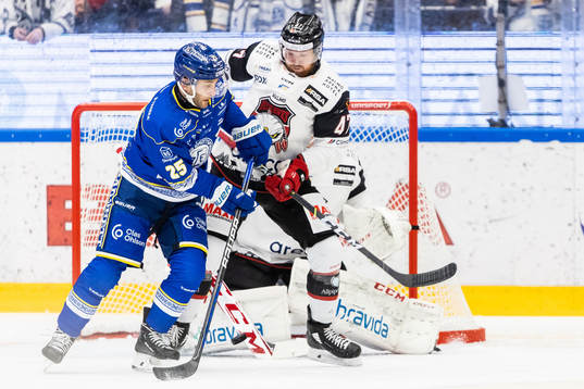 Leksands Carter Camper och Malmö Redhawks Joakim Ryan