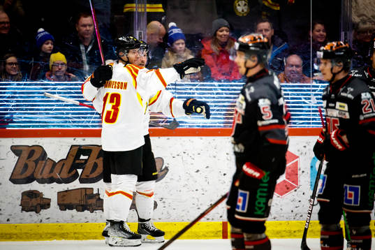 Brynäs Samuel Johannesson gör 0-2 och jublar