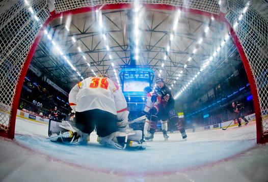 Brynäs målvakt Anders Lindbäck och Örebros Elias