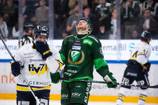 Färjestads Marcus Westfält deppar