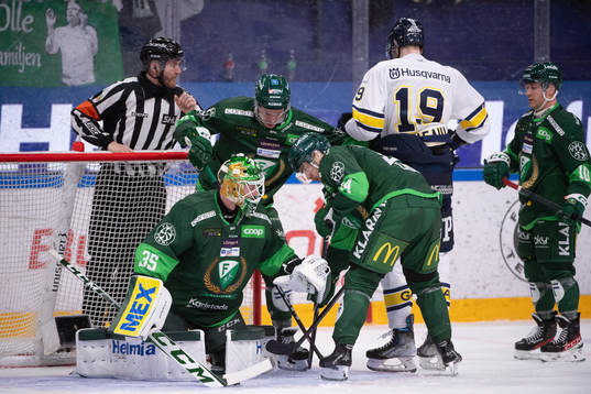Färjestads målvakt Dennis Hildeby, Michael Lindqvist,