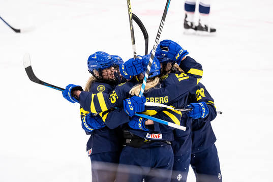Astrid Lindeberg of Sweden celebrate with teammates