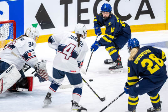 Hilda Svensson of Sweden