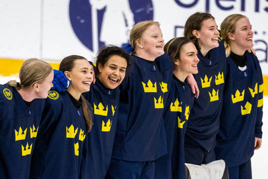 Stella Lindell, Olivia Sohrner, Astrid Lindeberg ,Emma