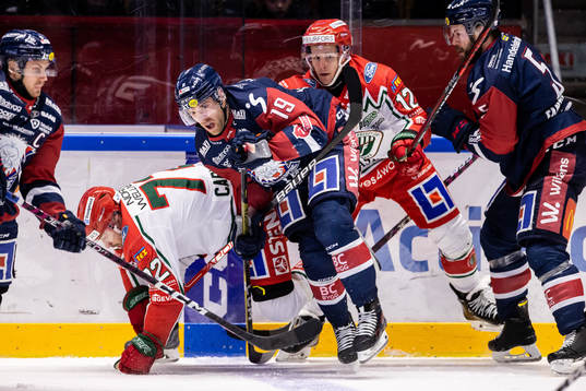 Linköpings Patrick Russell mot Frölundas Patrik Carlsson