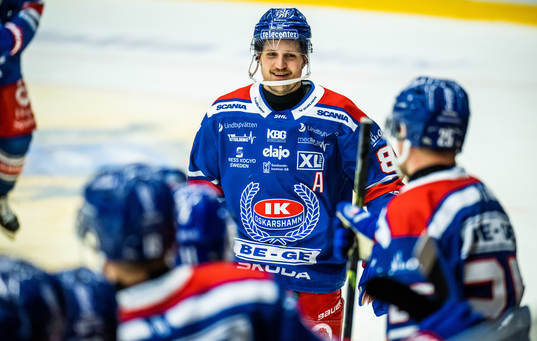 Oskarshamns Patrik Karlkvist jublar