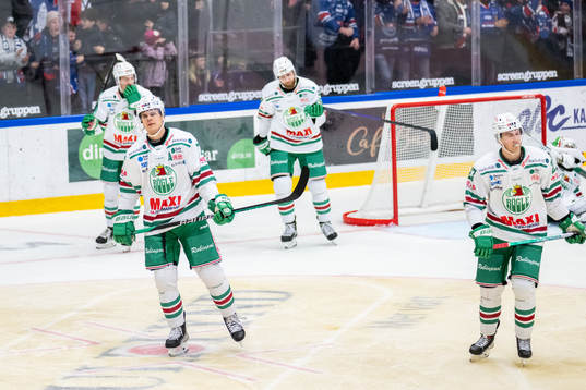 Rögles Erlend Lesund och Linus Sjödin deppar