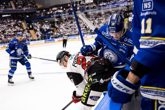 Malmö Redhawks Christoffer Forsberg och Leksands Emil