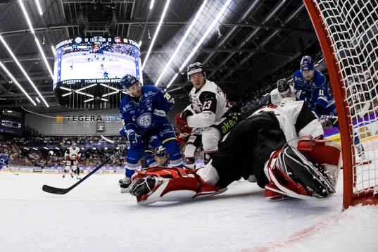 Leksands Carter Camper och Malmö Redhawks Christoffer