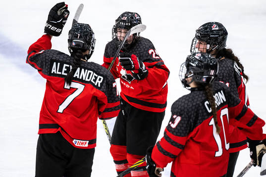 Abby Lunney of Canada celebrates 8-0