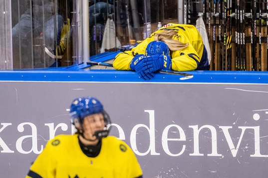 Mira Jungåker of Sweden looks dejected