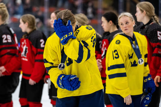 Ebba Hedqvist of Sweden looks dejected