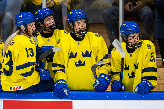 Tilde Utbult and Emma Rehn of Sweden