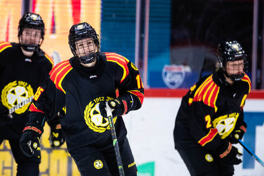 Brynäs Lara Stalder jublar