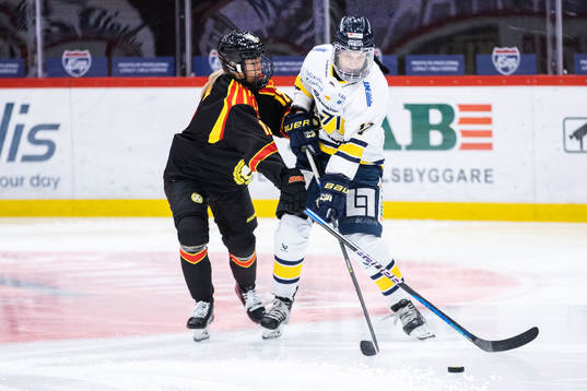 Brynäs Mina Waxin och HV71s Danielle Stone