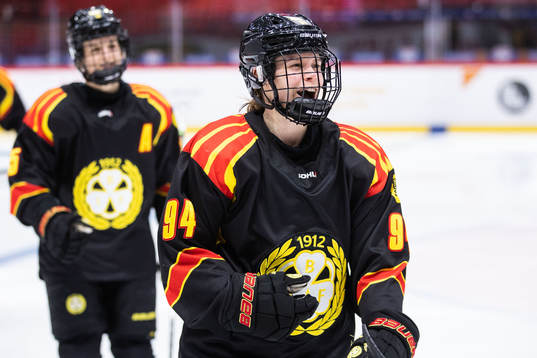 Brynäs Anna Meixner jublar