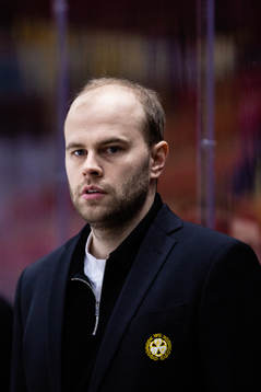 Brynäs tränare Filip Eriksson