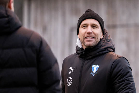 Malmö FFs tränare Henrik Rydström på plats
