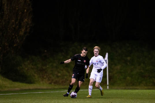 Hittarps Teddy Bermudez och Helsingborgs Victor Blixt