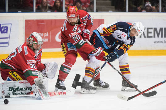 Modos målvakt Kristers Gudlevskis Marcus Vela Djurgårdens