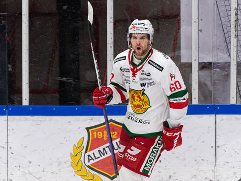 Moras Kalle Miketinac jublar