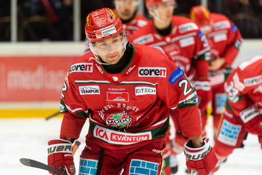 Modos Adam Pettersson jublar