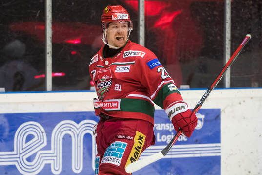 Modos Mikkel Aagaard jublar