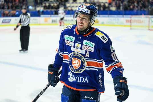 Växjös Robert Rosén jublar