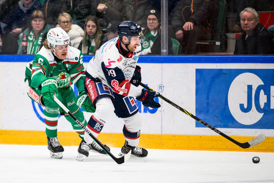 Rögles Tony Sund och Linköpings Patrick Russell