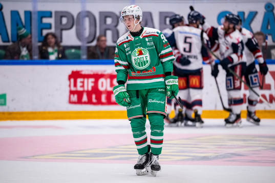 Rögles Adam Engström deppar