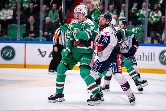Rögles Adam Edström och Linköpings John Nyberg