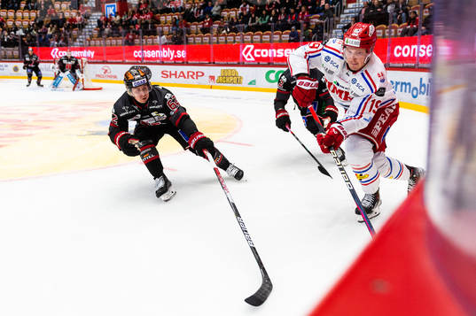 Örebros Robert Leino och Timrås Erik Andersson