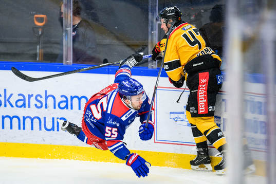Oskarshamns David Quenneville och Luleås Leo Komarov