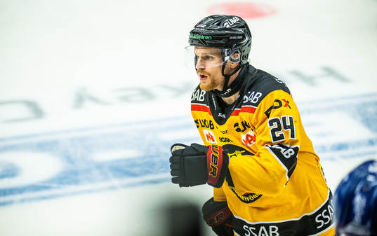 Luleås Brendan Shinnimin jublar