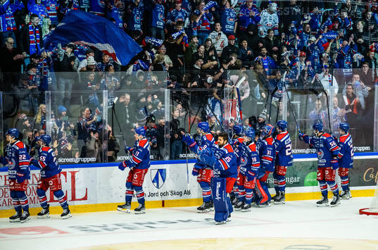 Oskarshamns spelare jublar