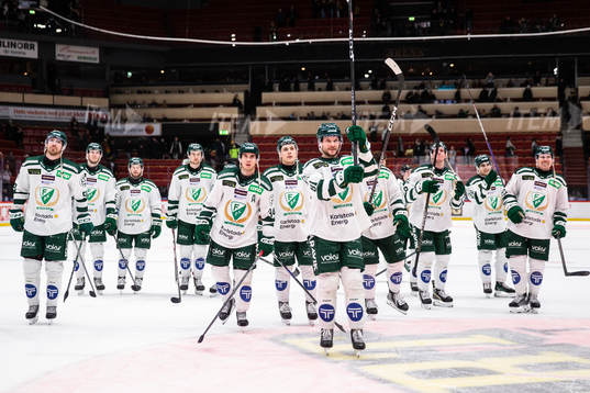 Färjestads spelare jublar