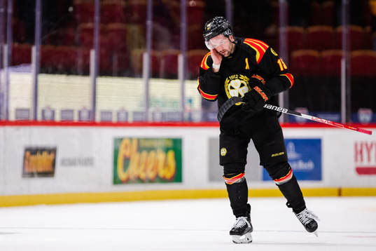Brynäs Simon Bertilsson deppar