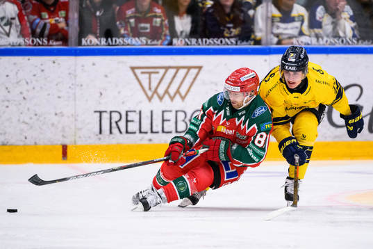 Frölundas Ryan Lasch och HV71s Herman Hansson
