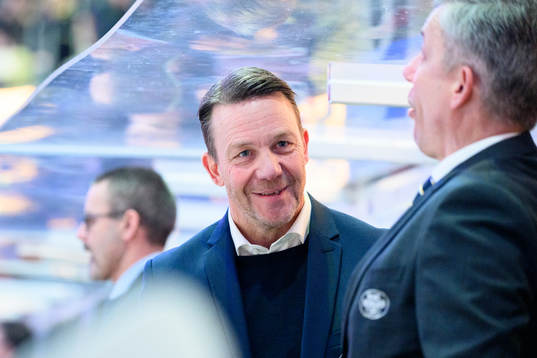 HV71s assisterande tränare Charles Berglund