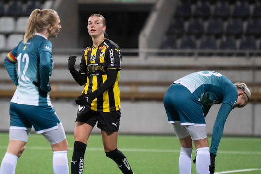 Häckens Dilja Yr Zomers jublar