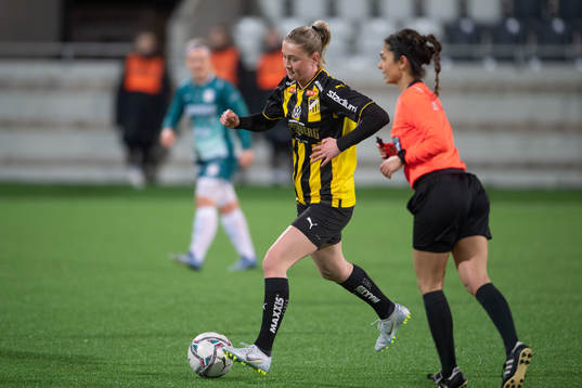 Häckens Alexandra Larsson