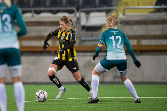 Häckens Anna Anvegård och Alingsås Moa Jarl